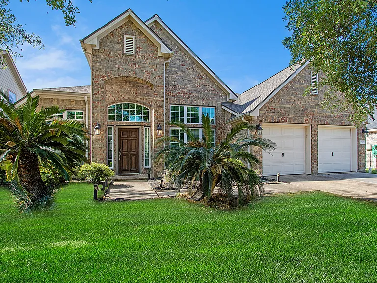 5741 Emerald Brook Ln — Photo 1