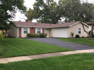 230 Lafayette Dr, Bolingbrook, IL 60440