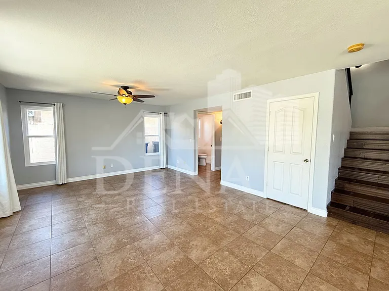 1249 W Kelly Ln — Photo 7