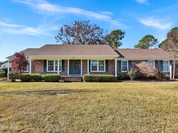 233 Yorkshire Lane, Wilmington, NC 28409