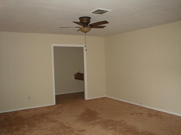 4th image of 317 Paloma St