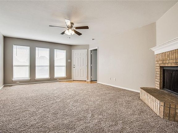 5th image of 160 Doloris Ct