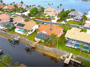 5471 Harborage Dr, Fort Myers, FL 33908