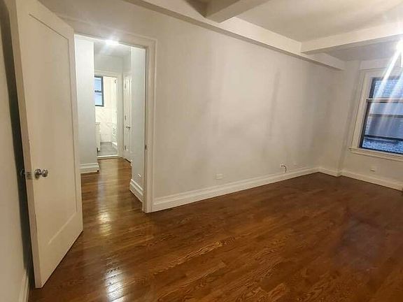 4th image of 451 W End Ave #2G