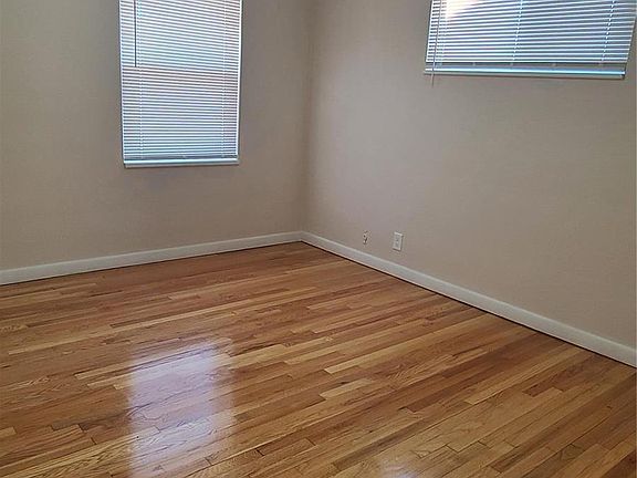 5th image of 9247 Sundown Dr