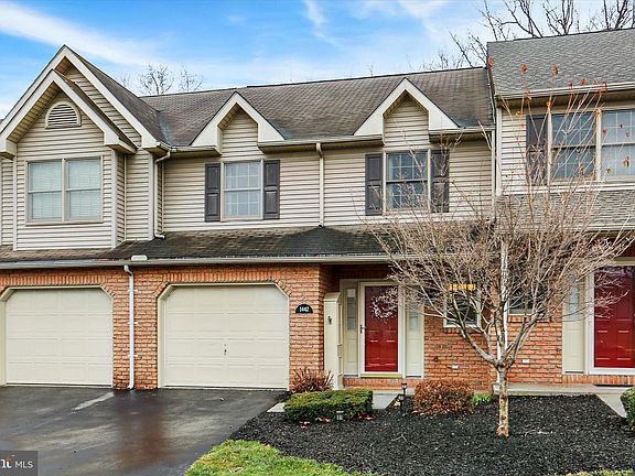 3rd image of 1442 Maplewood Dr