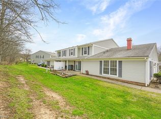 10364 Independence Dr #19C, North Royalton, OH 44133
