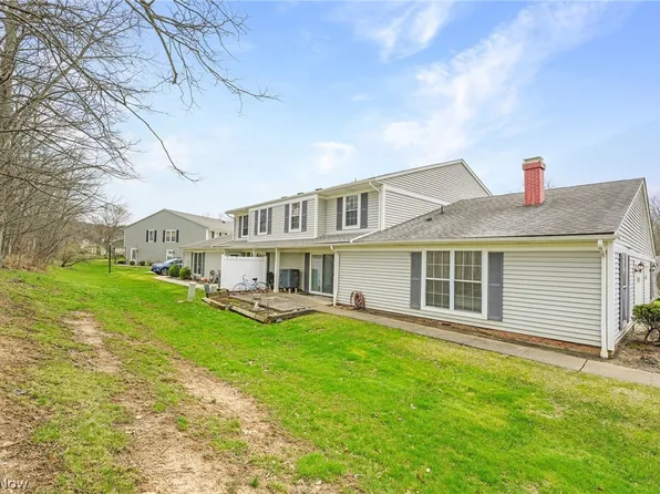 10364 Independence Dr #19C, North Royalton, OH 44133