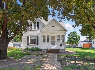 815 E Center St, Rochester, MN 55904