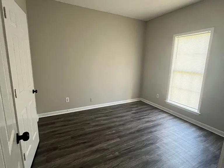 1686 N Frence Creek Cv — Photo 9