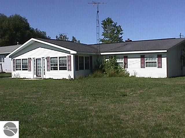 1st image of 4587 Lake Superior Dr