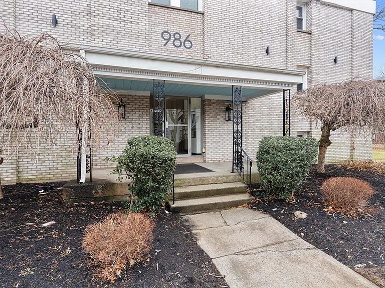 986 Whalley Ave #A1 — Photo 11
