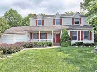 22 Stewart Ln, Enola, PA 17025