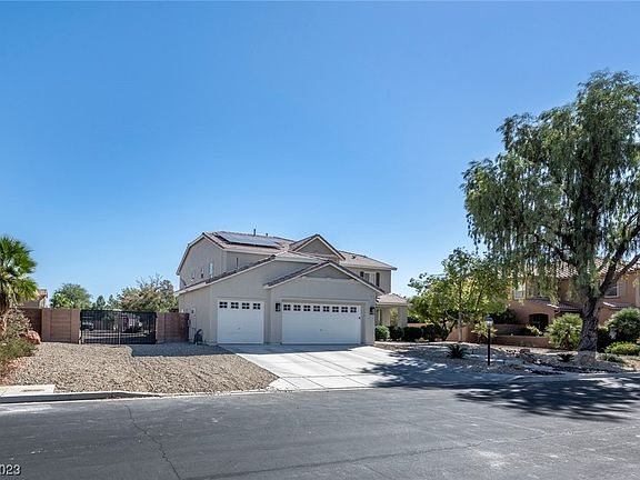 4th image of 8118 Denevin St