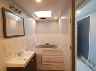 18 Pearsall Ave #1, Jersey City, NJ 07305