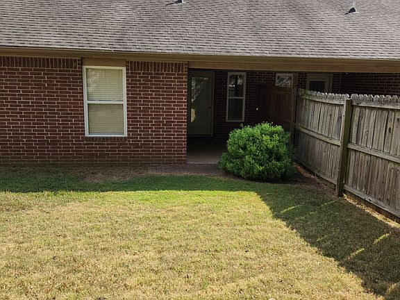 2nd image of 299 Copper Oaks Dr