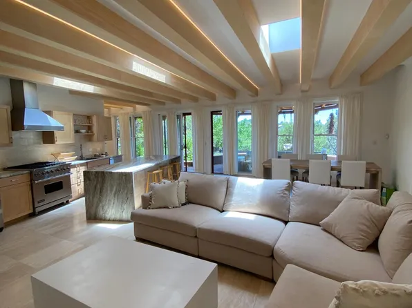 1014 Bishops Lodge Rd, Santa Fe, NM 87501