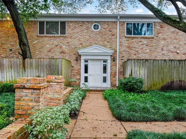 4040 San Felipe St APT 233, Houston, TX 77027