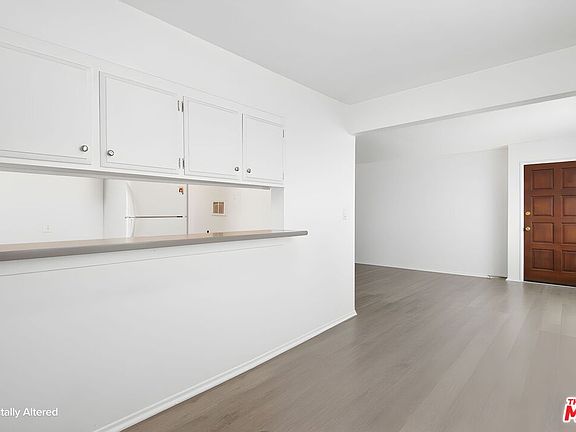 5th image of 4014 Bemis St