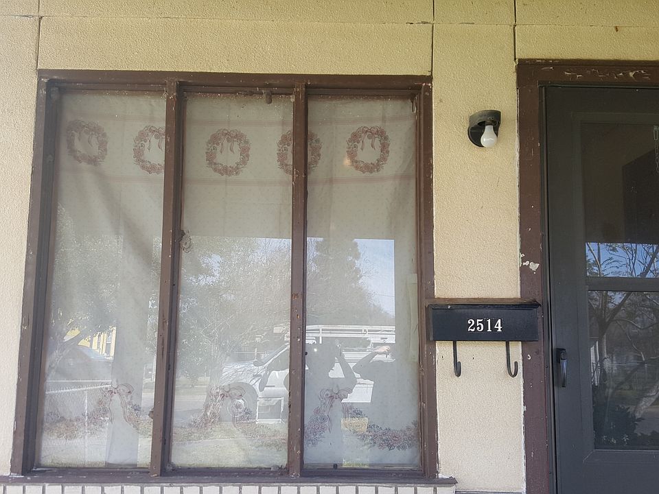 1st image of 2514 Sarita St