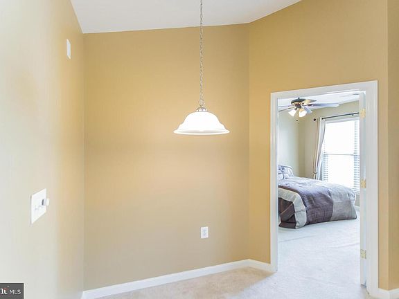 4th image of 2204 Westcourt Ln APT 409