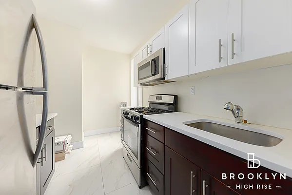 Rented by Brooklyn High Rise LLC | media 4