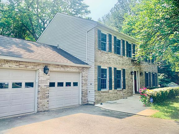 4th image of 1163 Kettle Pond Ln