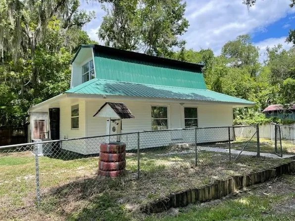 2584 County Road 401a, Lake Panasoffkee, FL 33538