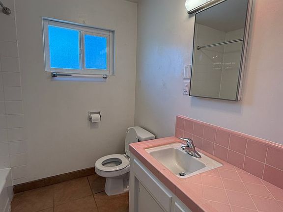 5th image of 830 Boysen Ave #9