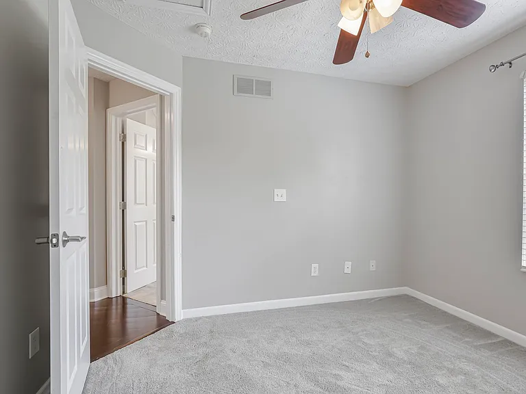 4392 Greensbury Dr — Photo 55