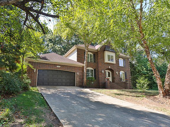 2nd image of 3850 E Country Place Place