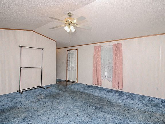 4th image of 812 N 7th St Lot 86