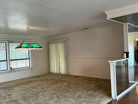 3rd image of 5576 Jurupa Ave