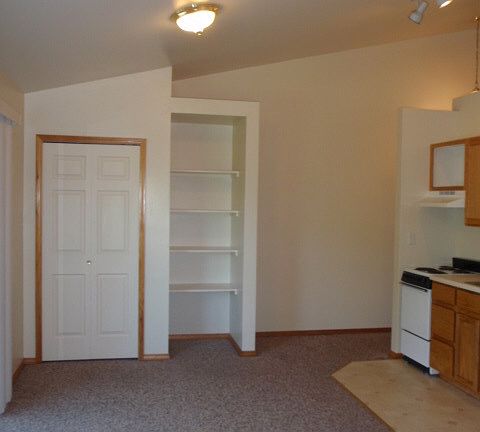 4th image of 1409 S 3rd St W APT 16