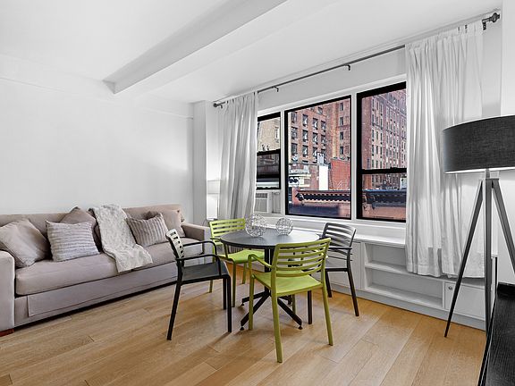 3rd image of 30 E 37th St APT 8C