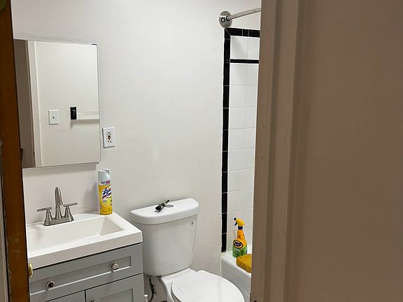 4th image of 165 E 104th St APT 4A