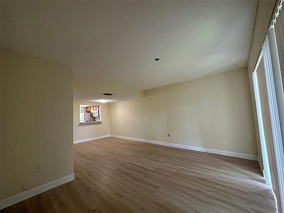 5th image of 4052 NW 90th Ave #4052