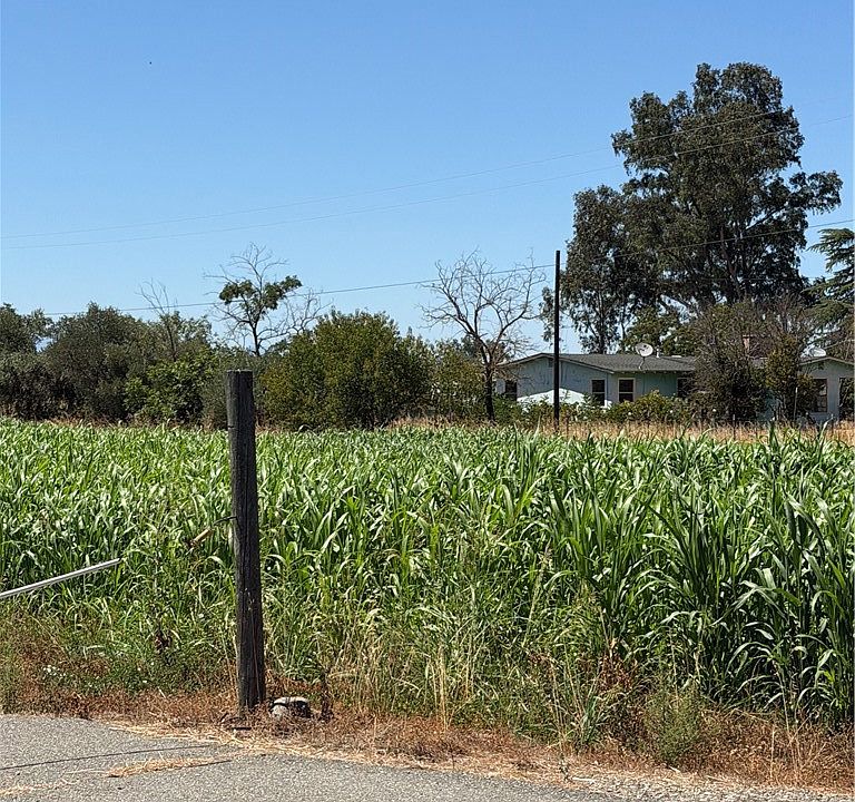 2nd image of 4275 County Road 99w