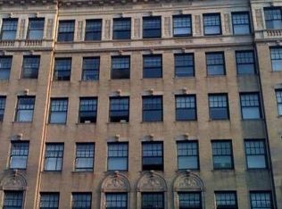2922 N Clark St, Chicago, IL 60657
