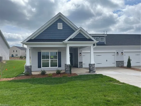 6554 Knob Creek Dr #707, Whitsett, NC 27377