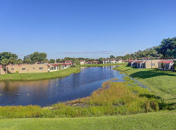 3rd image of 235 Golden River Drive