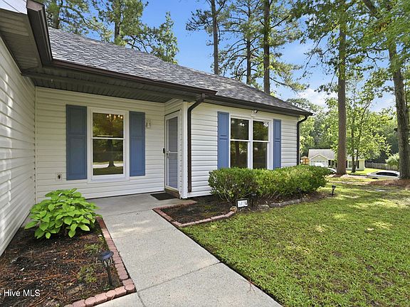 3rd image of 542 Shadowridge Road