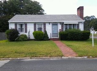 130 Beverly Rd, Riverside, RI 02915