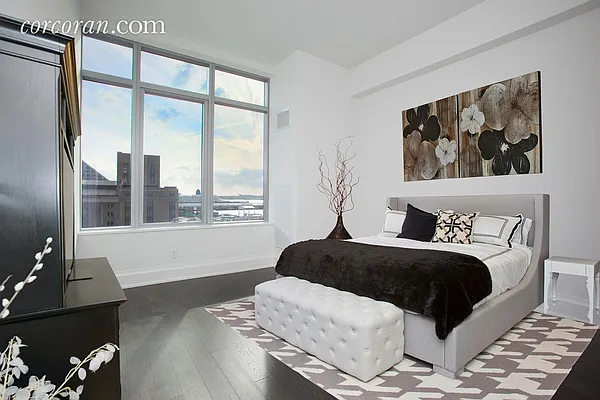 Sold by Corcoran | media 19