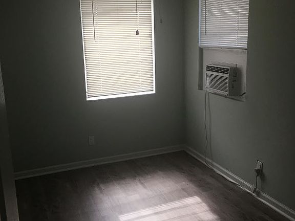 5th image of 611 N L St
