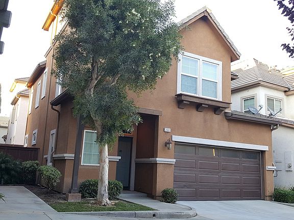 3rd image of 3663 W Scribner Ln