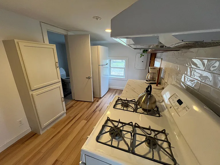 1141 Albany Post Rd #3 — Photo 19