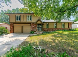 807 E Community Ct, Derby, KS 67037