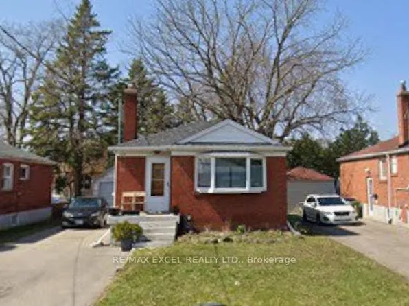 1284 Pharmacy Ave #Basement, Toronto, ON M1R 2J2