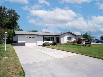 10719 Village Green Ave, Seminole, FL, 33772
